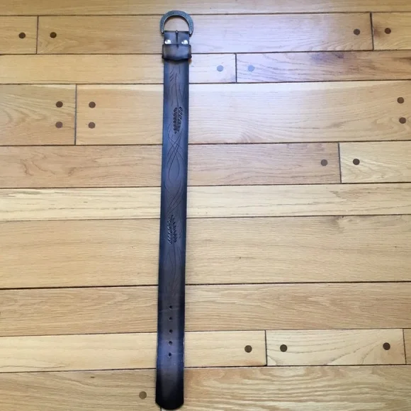 Free People Afterlife Boutique Vintage 1970’s Tooled Brown Leather Boho Belt